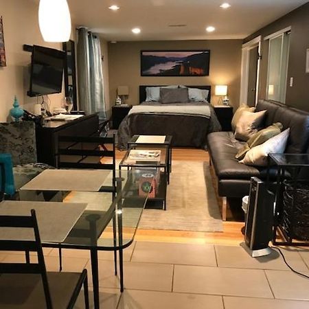 Boutique Style Apartment in the heart of SE Portland Extérieur photo